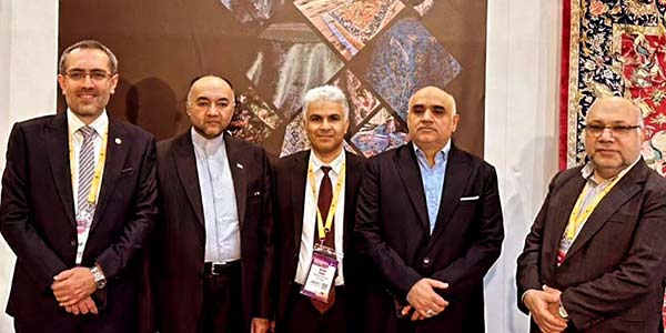 حضور موفق فرش خاطره کویر کاشان در نمایشگاه دموتکس 2024 خاورمیانه - دبی